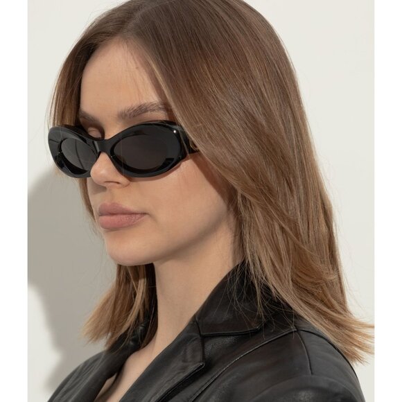 NWT VALENTINO SUNGLASSES main image 4
